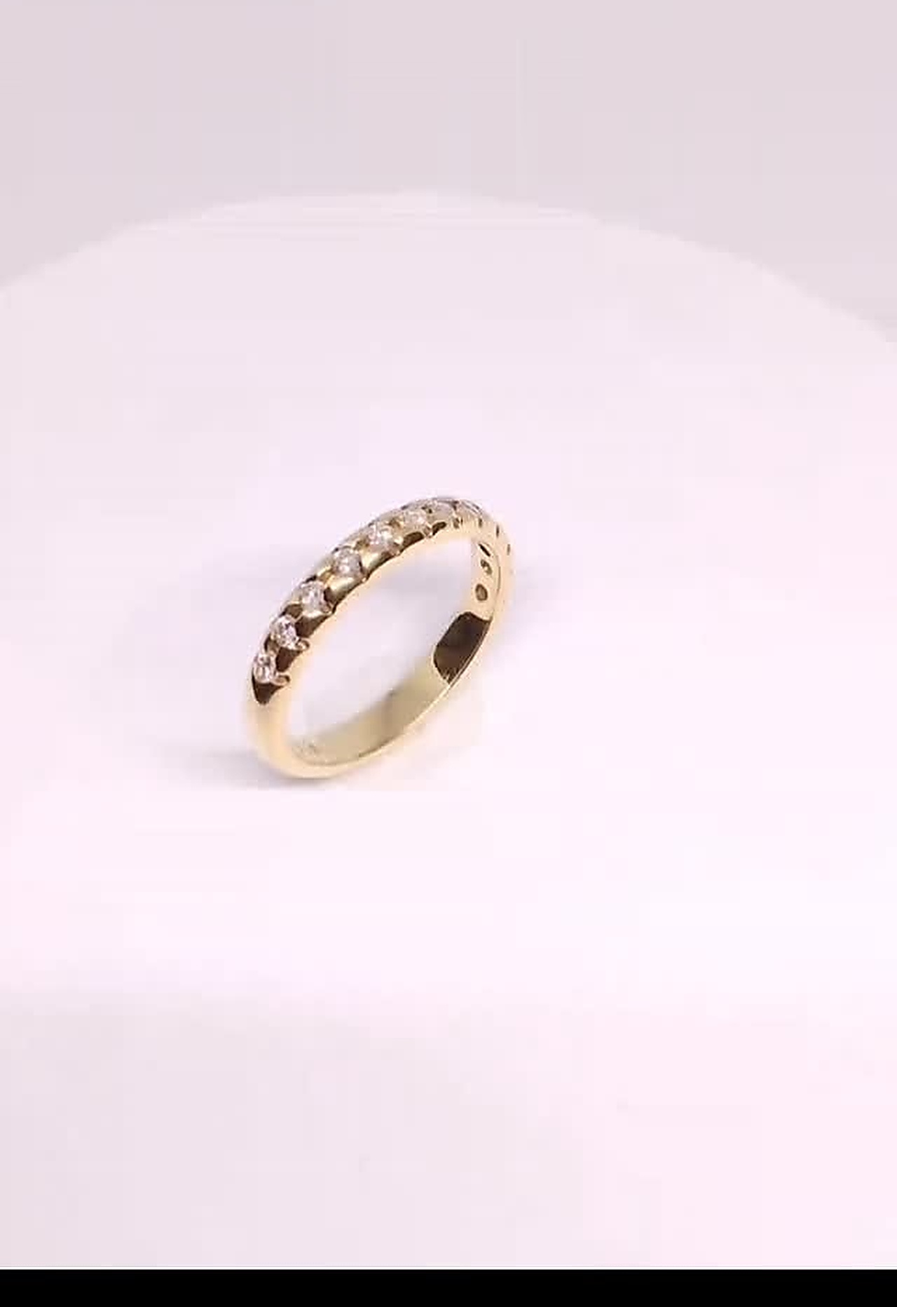 Gold Solitaire Ring
